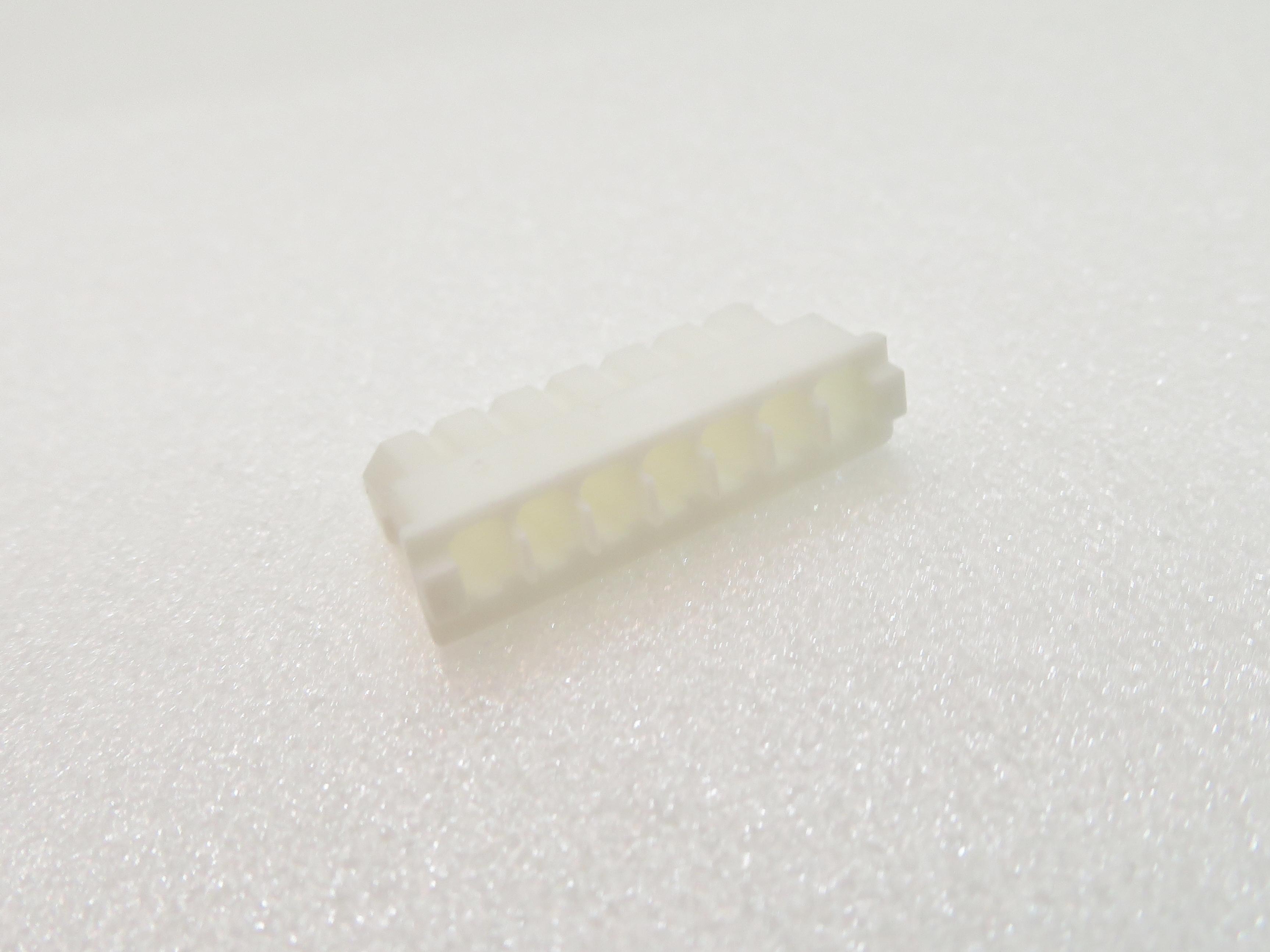 ADAM TECH-25CH-E-14 Carcaza de cables discretos de conector Conn Housing M 14 POS 2.5mm Crimp ST Cable Mount Natural