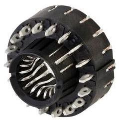 Amphenol Communications Solutions-10132381-20800LF Steckverbinder SheerPwr Circular,Power connectors, 8.00mm receptacle, vertical, press-fit, 18 contact beams