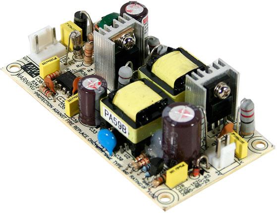 Mean Well Enterprises-PSD-15B-5 Suministro de energía de CC a CC DC/DC Power Supply Single-OUT 5V 3A 15W 4-Pin