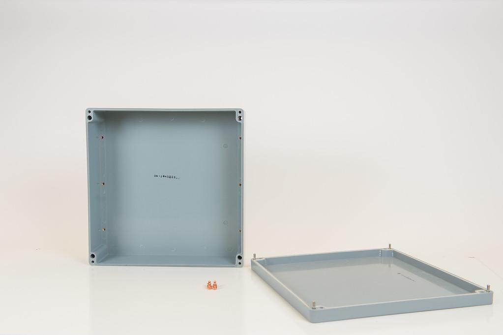 Bopla-024140120 Cajas, compartimentos y anaqueles Gray Fiberglass Wall Mount Standard Enclosure