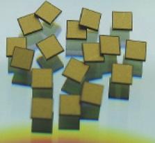 Syfer Technology-D30BJ101K1EX Kondensator, keramisch, einlagig Cap Ceramic 100pF 100V BJ 10%( 0.762 X 0.762 X 0.089mm) Pad SMD 125°C Waffle