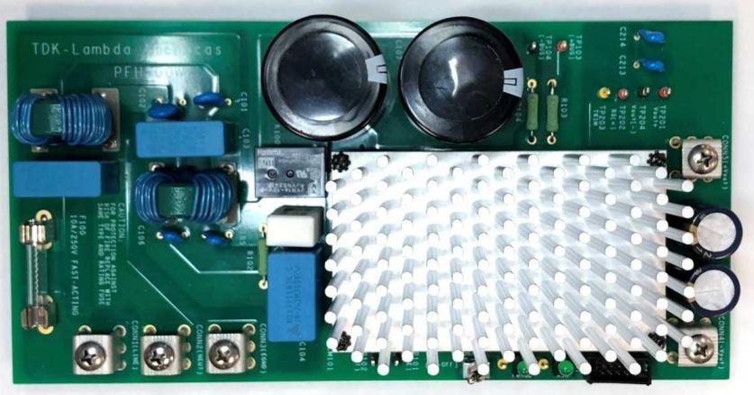 TDK-Lambda Americas-PFH05W28-1D0-EVK-S1 Energiemanagement, Entwicklungsplatinen und -kits PFH500F-28 AC to DC Power Supply 28V Output Evaluation Board