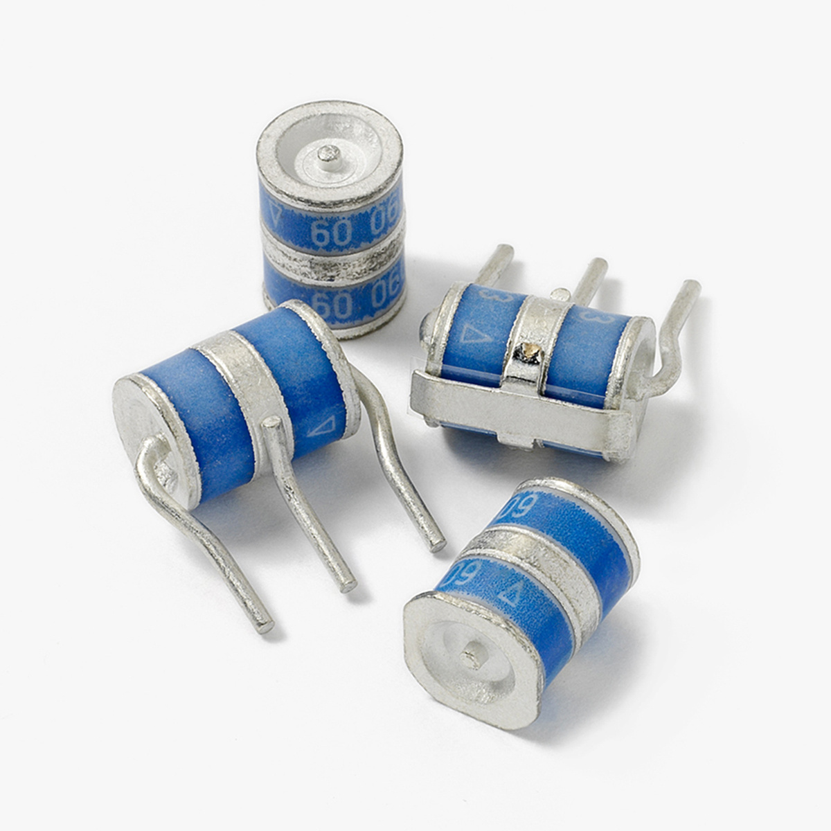 Littelfuse-SL1003A260R Gasentladungslampen Gas Discharge Tubes 260VDC 10kADC 10AAC 1.5pF Radial Thru-Hole