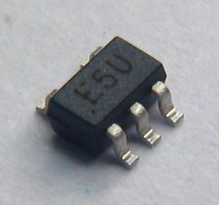 Comchip Technology-CPDV5-3V3UP ESE-Entstörer ESD Suppressor Diode TVS Uni-Dir 3.3V 8Vc 5-Pin SOT-353 T/R