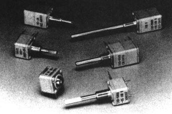 Honeywell-408NS10K Widerstandstrimmern, Potenziometern und Regelwiderstande Res Conductive Plastic POT 10K Ohm 10% 0.5W(1/2W) 1(Elec)/1(Mech)Turns 3.18mm (12.7 X 13.34mm) Pin Panel Mount/Through Hole