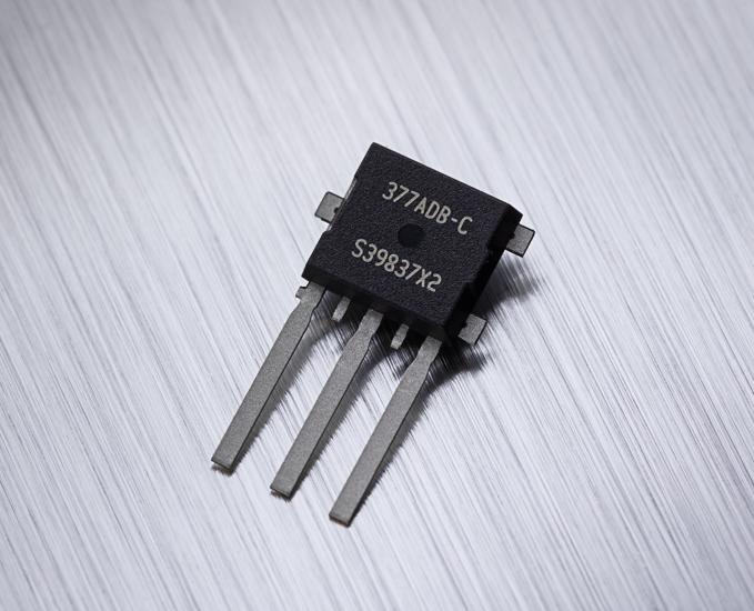 Melexis-MLX90377GVE-ADB-310-RE Capteur de position linéaire et angulaire Position Sensor IC