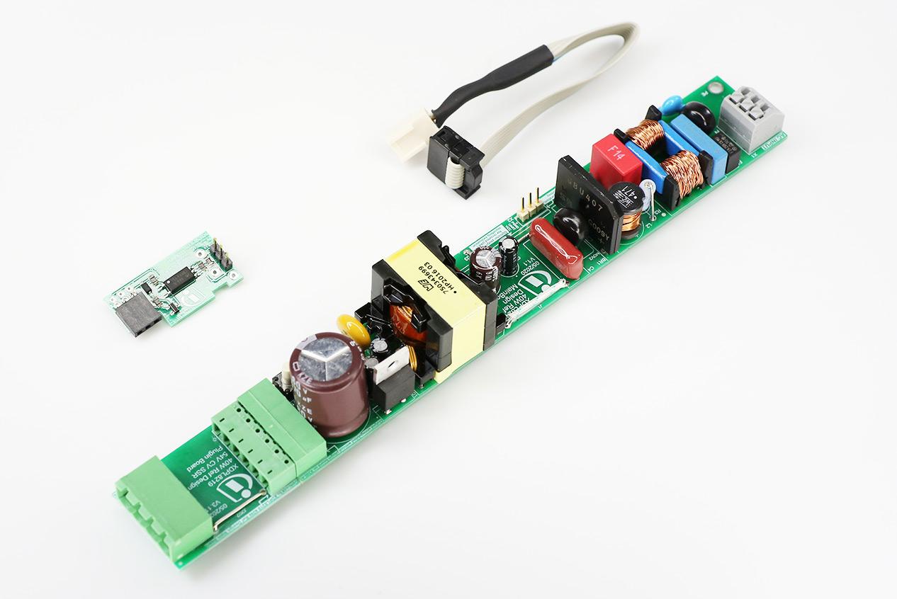 Infineon Technologies AG-REFXDPL8219U40WTOBO1 Kit e schede di sviluppo gestione della potenza Board for Digital Flyback Controller IC