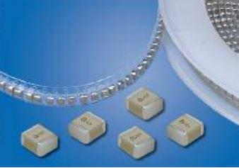 KYOCERA AVX Components Corporation-800B561FT100XT Condensateur céramique multicouche Cap Ceramic 560pF 100V C0G 1% Pad SMD 125°C Ultra Low ESR T/R