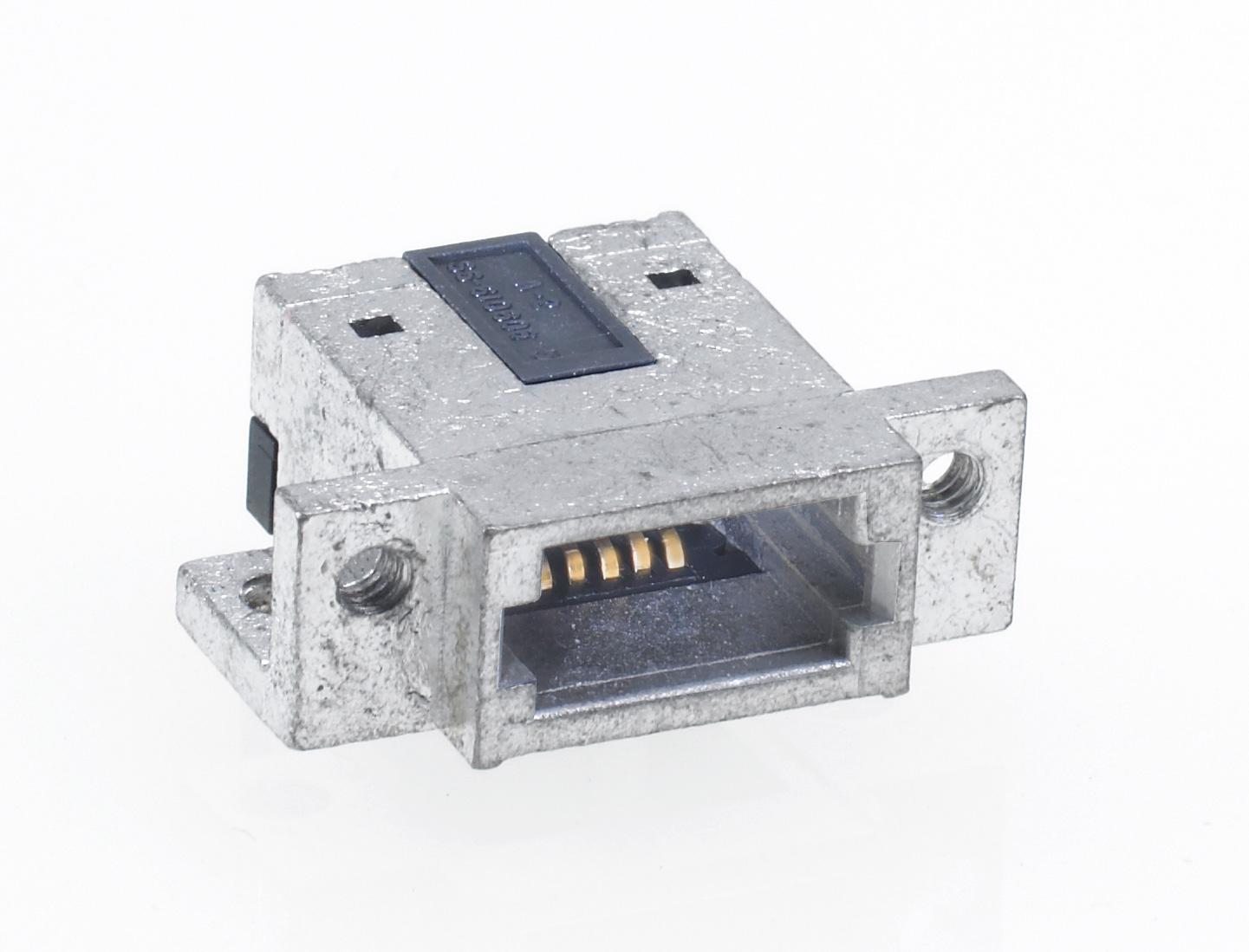 Stewart Connector-SS-611515-TLF-P-26-4/6 Telecomunicaciones y teléfono del conector Conn Modular Jack F 15 POS 1.27mm Solder RA Thru-Hole 15 Terminal 1 Port