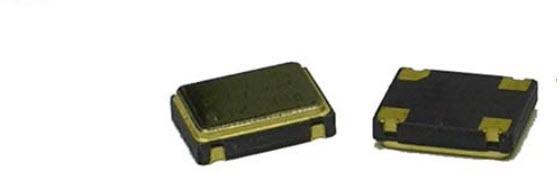 Pletronics-SM7745DEW-100.0M Oscilador de cristal SMD Oscillator XO 100MHz ±50ppm 15pF CMOS/TTL 55% 2.5V 4-Pin CLLCC SMD