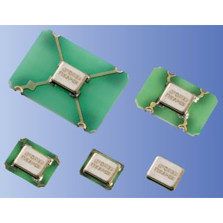 KYOCERA AVX Components Corporation-MC2520K20.0000C16ESH Oscillatore in cristallo SMD Oscillator XO 20MHz ±50ppm 15pF CMOS 55% 1.8V/2.5V/3.3V Automotive 4-Pin SMD T/R