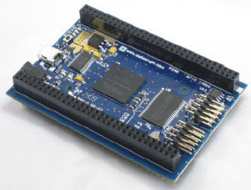 Dallas Logic Corporation-CMCS002-2M-8 Cartes et kits de développement de logique programmable EP3C25 FPGA Development Kit 25MHz 4MB RAM 16MB ASMI Flash/Serial Flash