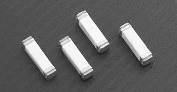 Eaton-TR2-1025FA15-R Fusibles Fuse Chip Fast Acting 15A 250V SMD Solder Pad 10.29 X 2.77 X 2.77mm T/R CSA/UL