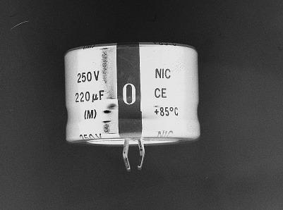 NIC Components-NRLF103M25V35X20F Kondensator, Aluminium Cap Aluminum Lytic 10000uF 25V 20% (35 X 20mm) Snap-In 10mm 0.061 Ohm 2.7A 2000h 85°C Bulk