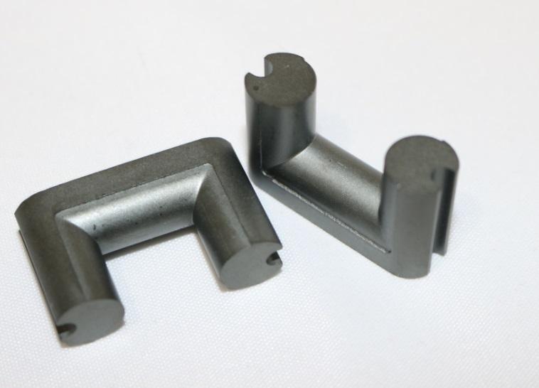 Fair-Rite Products Corp-9077025002 Cœur ferrite Ferrite Core U Core 77-Material 790nH