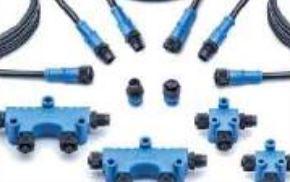 Amphenol-HPC-P-001 杂项产品 NMEA 2000 Starter Kit, PRO Type, T-connector x2,Multiple Tee Connector x2, Drop Cable(2,5,10m) x 1each, Terminator Male x1, Terminator Female x1, Plastic Thread