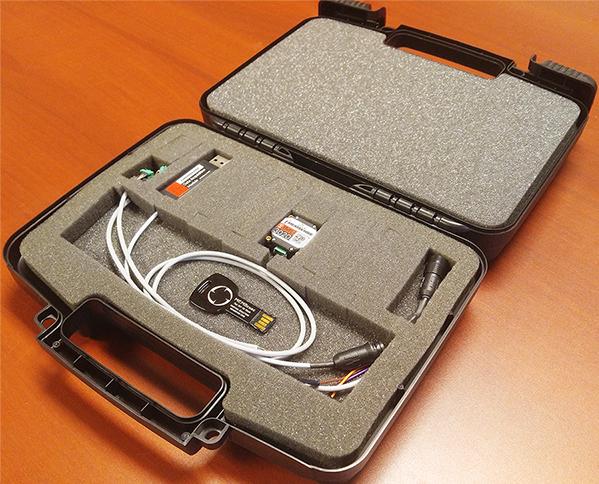 Memsense-MP00068-002 Cartes et kits de développement de capteur MP00062-008/MP00063-001/MP00063-004/MP0009-004 Inertial Measurement Unit Sensor Development Kit