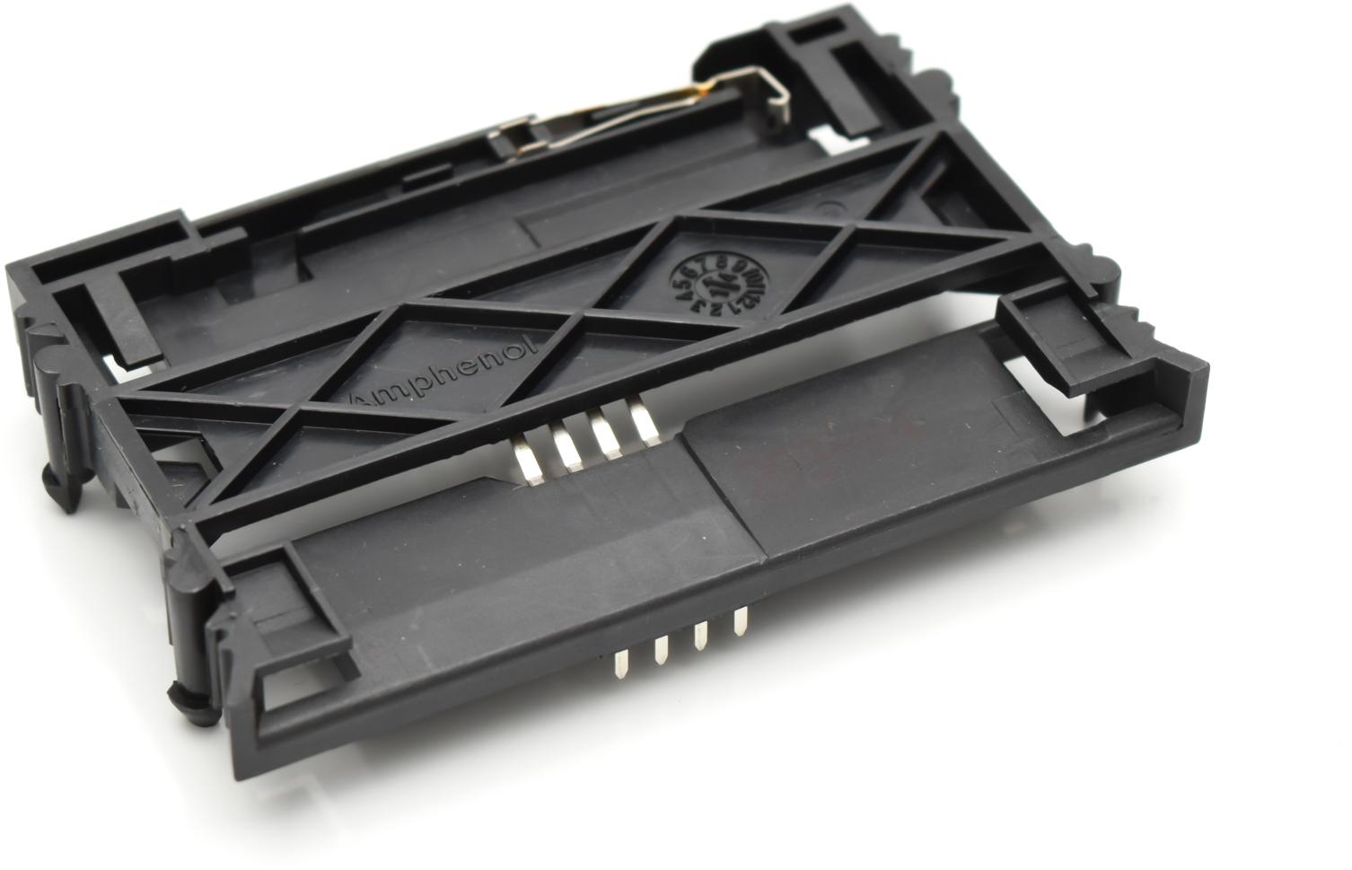 Amphenol-C702 10M008 230 40 Tarjeta de memoria del conector Conn Smart Card HDR 8 POS Solder RA Thru-Hole