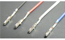 Molex-5600230548 Steckverbinder, Kontakt Cable crimp made from a copper alloy plated with gold, a current rating of 5 A, a maximum voltage rating of 14 VDC, and aimed for power and wire-to-board applications