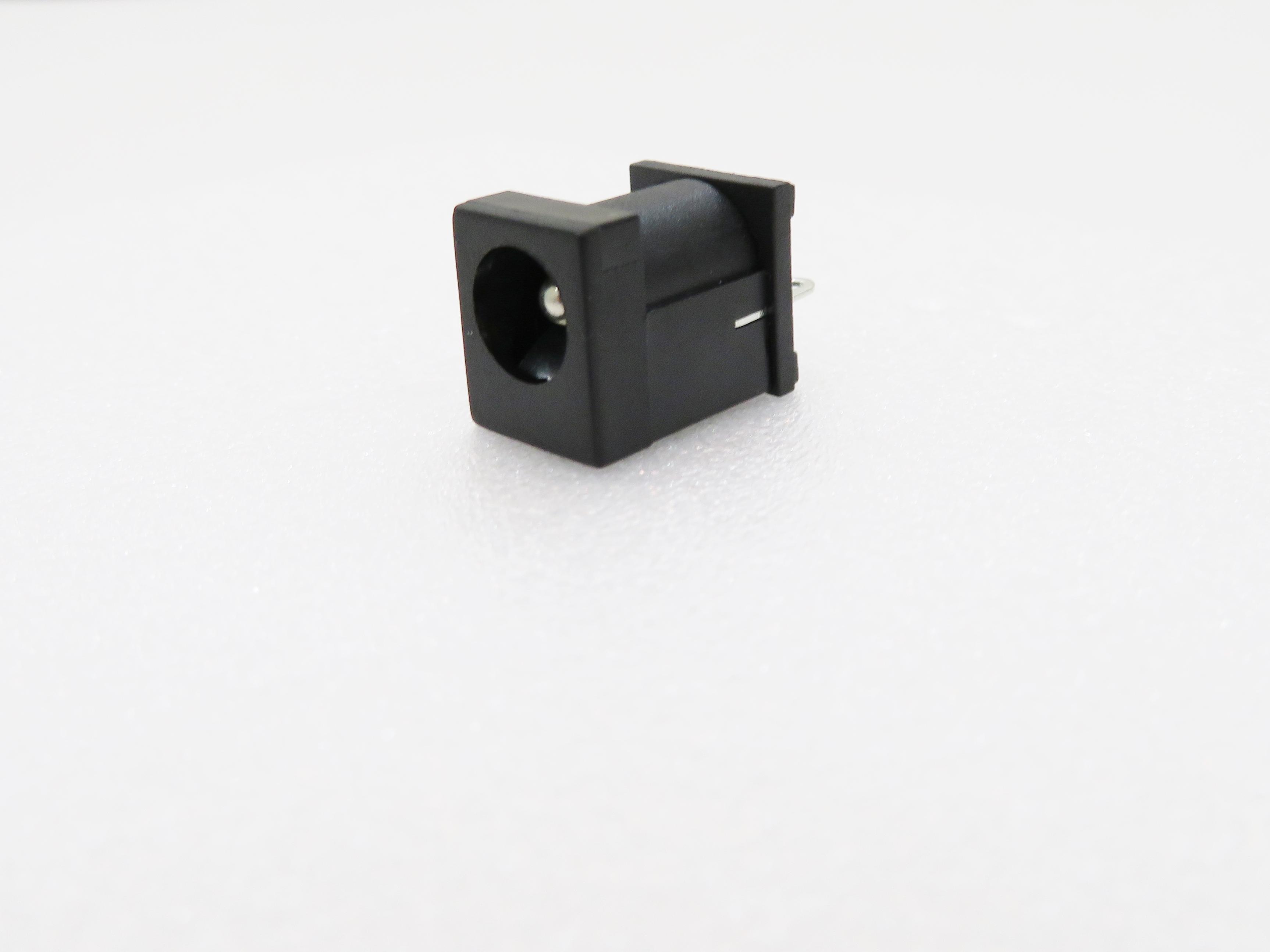 ADAM TECH-ADC-010-2-50V Connector Power DC Power Jack center PIN Connector