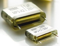 WIMA-MPX12W1100FA00MSSD Capacitor Film Cap Film Suppression X1 0.001uF 300VAC Paper 20%( 13.5 X 4 X 8.5mm) Radial 10mm 110°C Bulk