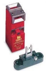 Omron-44521-1060 Switch Safety Interlock Switch Safety Interlock N.O./N.C. SPST/SPST Key 5A 500VAC 250VDC 500VA Screw Mount Conduit 1000000Cycles