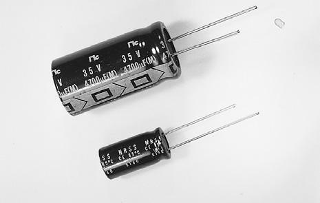 NIC Components-NRSS101M35V6.3X11TBSTF 铝电容器 Cap Aluminum Lytic 100uF 35V 20% (6.3 X 11mm) Radial 2.5mm 2.32 Ohm 0.21A 2000h 85°C Tape and Box