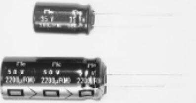 NIC Components-NRSX102M25V12.5X20F Kondensator, Aluminium Cap Aluminum Lytic 1000uF 25V 20% (12.5 X 20mm) Radial 5mm 1.6A 5000h 105°C