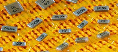 Syfer Technology-2211JA250101JCTSPU Condensateur céramique multicouche Cap Ceramic Suppression X1/Y2 100pF 250VAC C0G 5% Pad SMD 2211 125°C T/R