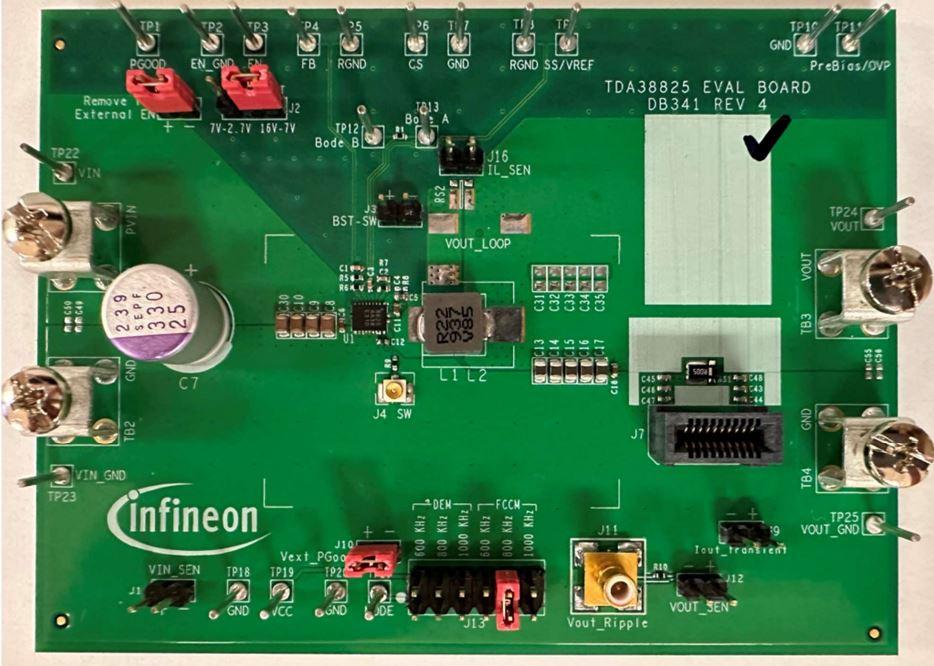 Infineon Technologies AG-EVALTDA388255VOUTTOBO1 Energiemanagement, Entwicklungsplatinen und -kits Evaluation Board Featuring 20 A Synchronous Buck Regulator with FAST COT Control, Adjustable Current Limit and Voltage Tracking