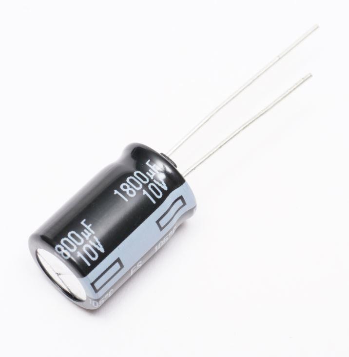 Panasonic-EEU-FS1K681B Kondensator, Aluminium Cap Aluminum Lytic 680uF 80V 20% (16 X 25mm) Radial 7.5mm 2.5A 10000h 105°C Ammo