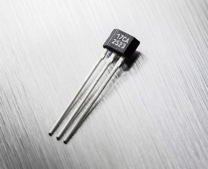 Melexis-MLX90217LUA-CCA-000-BU Capteur d&rsquo;effet hall Hall Effect Sensor 25mA Differential 5V/9V/12V/15V/18V 3-Pin Bulk