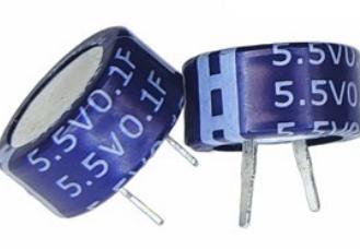 Abracon-ADCC-S05R5SA474QB Condensateur électrique double couche - Supercondos 5.5V Coin Super Capacitor Horizontal, Center Pins