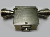 DiTom Microwave-D3I0710N-2 Isolateur et circulateur RF RF Isolator 698MHz to 1000MHz Bag