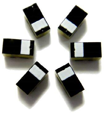 Unictron Technologies Corporation-H2U86D1K1P0100 天线  Antenna Chip 2.4dBi Gain 2500MHz/5850MHz 3-Pin SMD T/R