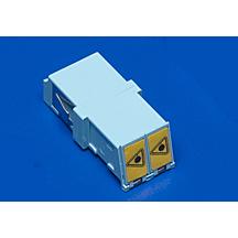 Molex-1061270410 Steckverbinder, LWL LC Adapter, Duplex, Beige Body, Metal Alignment Sleeve, Small Flange, Snap Mount Style, SC Footprint, Metal One Side Shutter