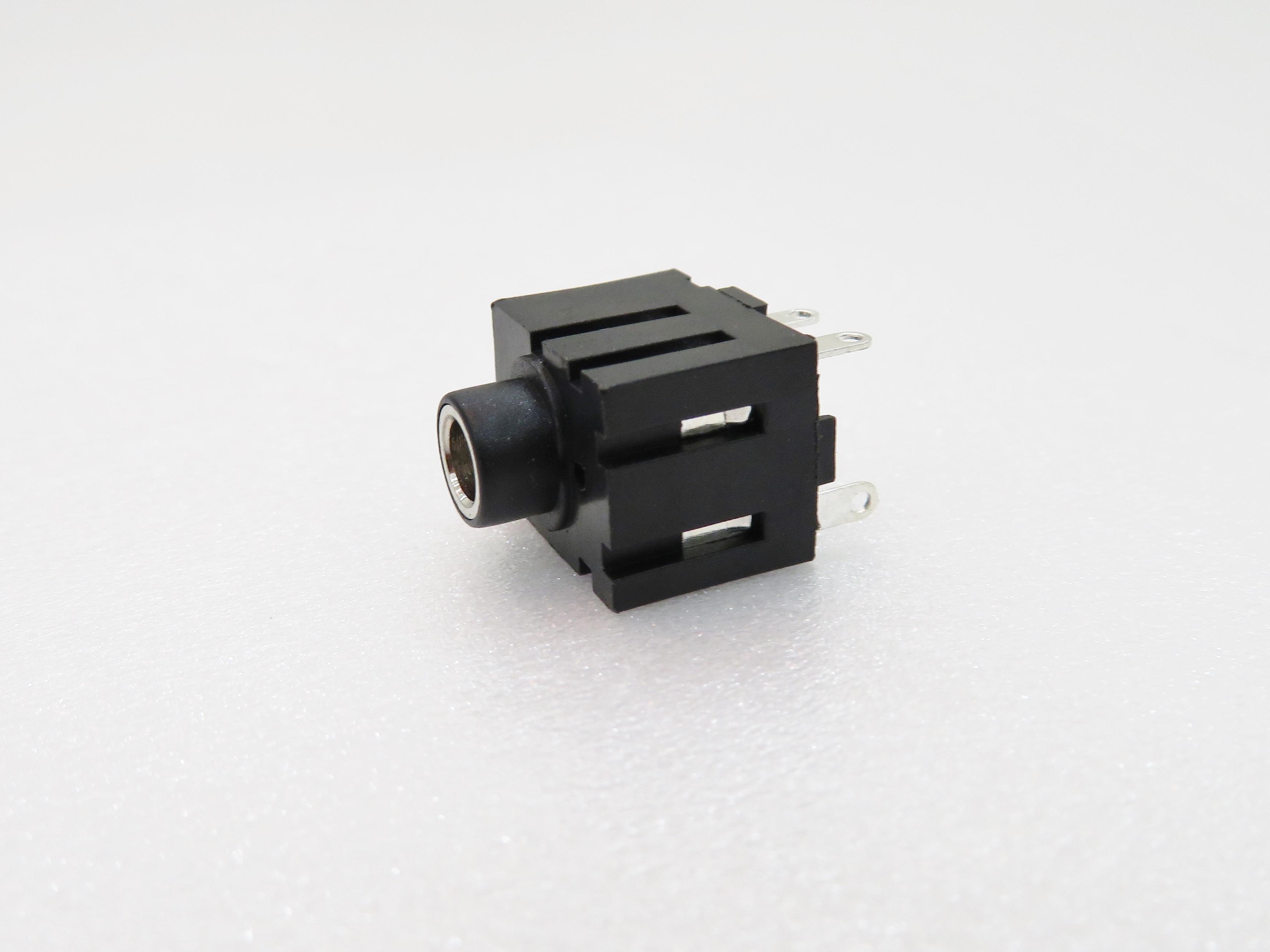 ADAM TECH-ASJ-109-A Steckverbinder für Audio und Video Stereo Audio Jack Connector