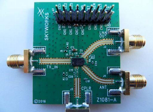 Skyworks Solutions-SKY85333-11 Estremità frontale RF LNA/PA RF Front End 1.8dB 32dB 24-Pin LGA T/R