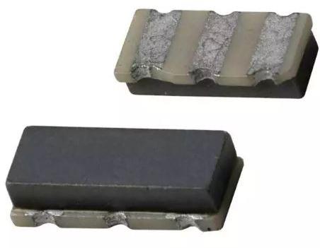 Raltron Electronics-SMR-4.000-B Circuito di risonanza Ceramic Resonator 4MHz ±0.5% (Tol) ±0.3% (Stability) 33pF 30Ohm 6-Pin SMD