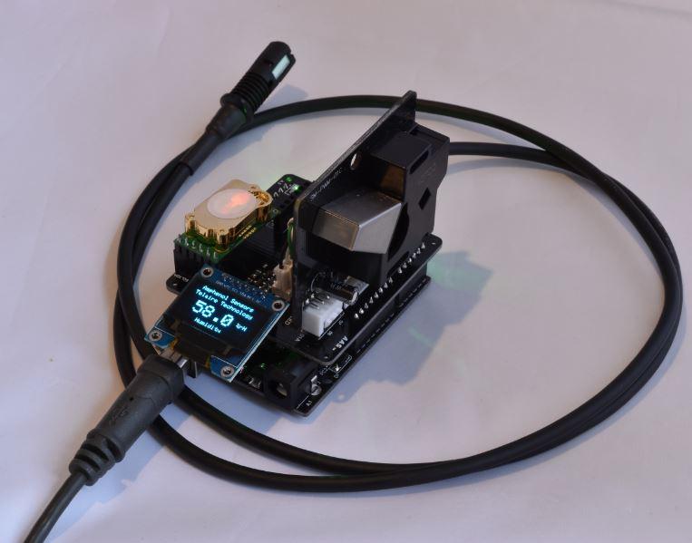 Amphenol Advanced Sensors-AAS-AQS-UNO-RH-CO2 Placas y kits de desarrollo del sensor T6713/T9602/SM-PWM-01C Air Quality/Temperature and Humidity Sensor Evaluation Kit