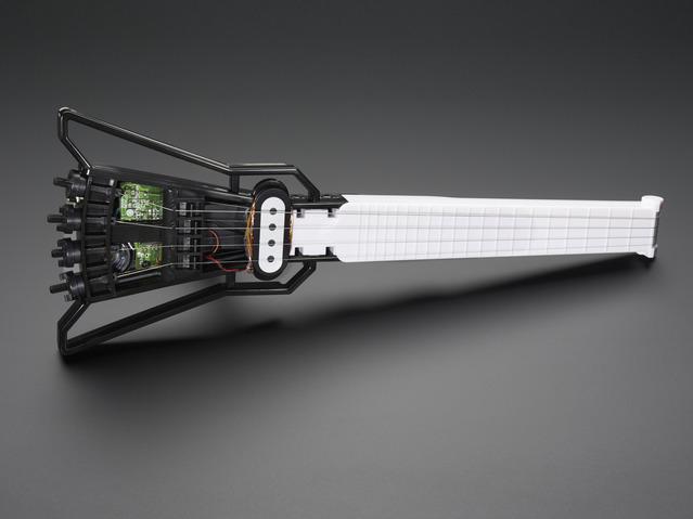 Adafruit Industries-1832 Divers produits Mini Electric Guitar Kit from Gakken