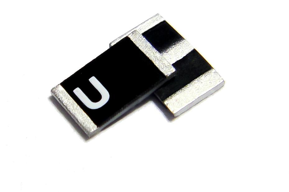 Unictron Technologies Corporation-H2U64U1H2B0200 Antenne Antenna Ceramic Chip 0dBi Gain 870MHz 3-Pin Chip T/R