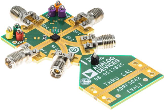 Analog Devices-ADRF5048-EVALZ Kit e schede di sviluppo RF/Wireless ADRF5048BBCZN RF Switch Evaluation Board