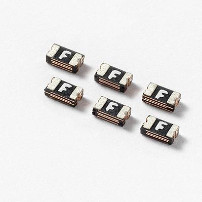 Littelfuse-0603L075SLYR PTC, rückstellbare Sicherung PTC Resettable Fuse 0.75A(hold) 1.5A(trip) 6VDC 50A 0.6W 0.2s 0.005Ohm SMD Solder Pad 0603 T/R