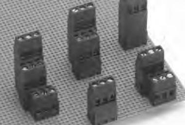 Amphenol-ESTT03220 Blocchi terminali connettore Conn Terminal Block 3 POS 5.08mm Solder ST Thru-Hole 24A