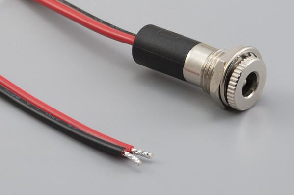 Tensility International-10-02879 Cable Assembly DC Power Cable Assembly 0.305m 5.5mm/2.5mm Jack 2POS F Crimp 18AWG