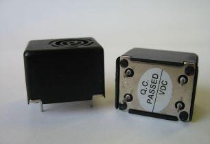 Digisound Group-F/NCMB 06 BLACK LF Indicateur et alerte audio Audio 4VDC 8VDC 25mA 6VDC 75dBA 300Hz to 500Hz Through Hole Wire Lead Tray