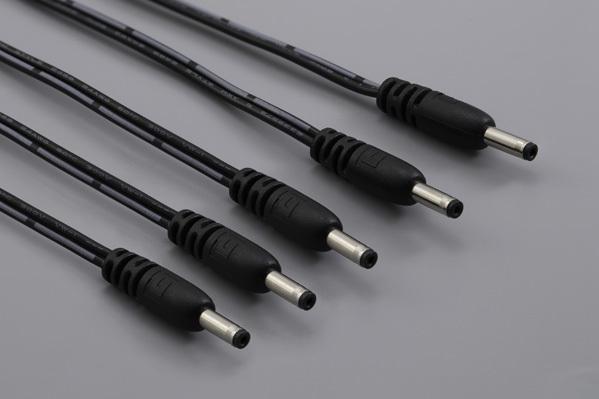 Tensility International-10-02793 Cable Assembly DC Power Cable Assembly 0.915m DC Power Plug to 4DC Power Plug 2 to (2/2/2/2)POS (4)M-M 24AWG