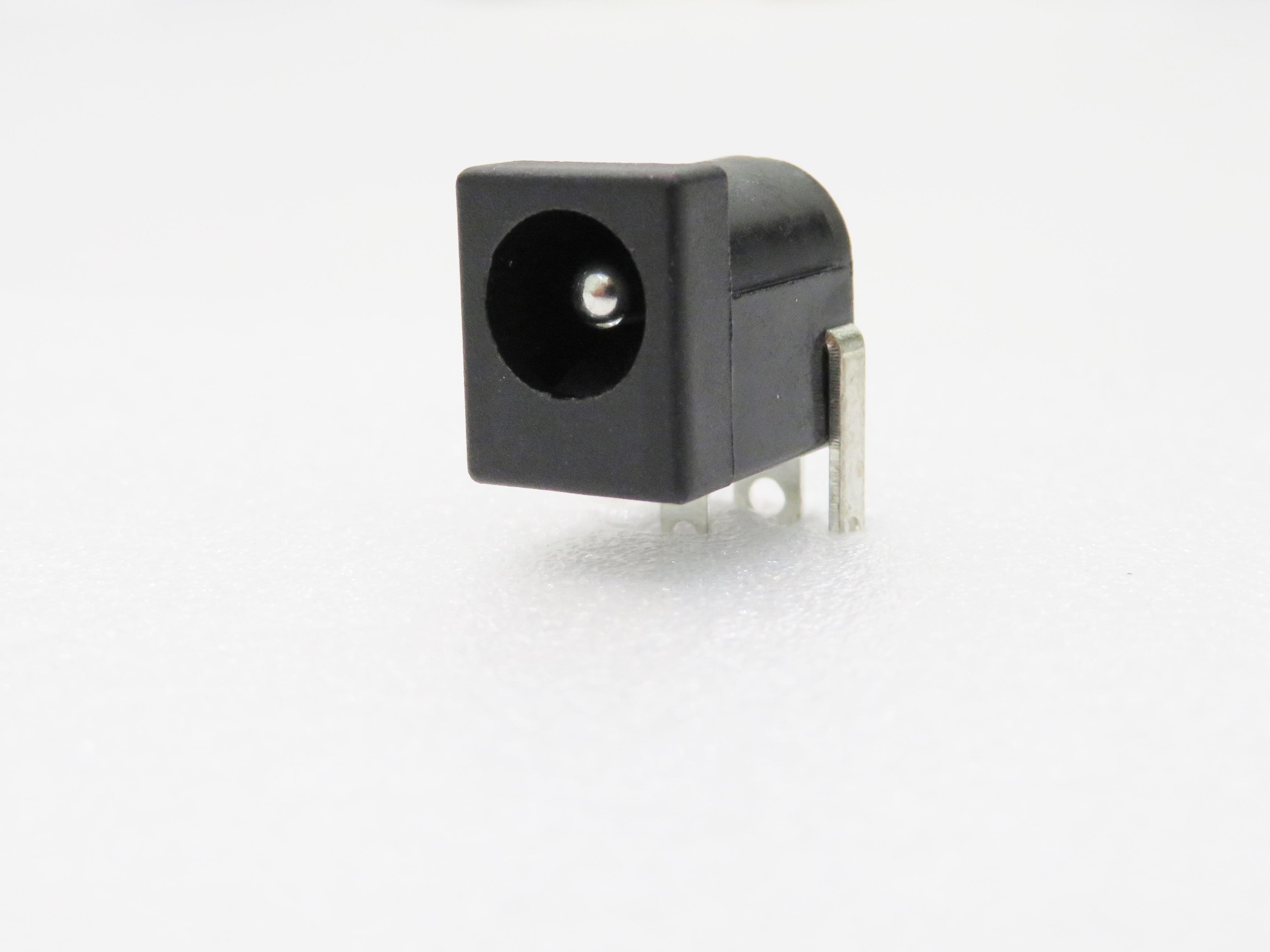 ADAM TECH-ADC-002-2 Connector Power Conn DC Power F 2 POS Solder RA Thru-Hole 3 Terminal 1 Port Bag/T/R