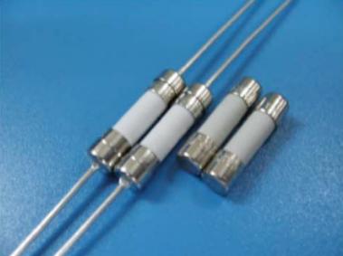 Bel-0659R9100-12 Fuses FUSE MINIATURE 10A 250V SLOW BLOW 2-PIN CARTRIDGE HOLDER